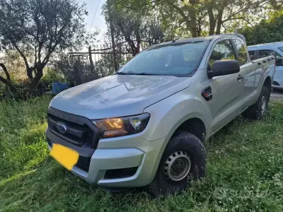 Usata Ford Ranger 160 CV (117 kW) 2017 Grigio Pick-up