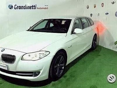 Usata BMW 520 Efficient Dynamics 190 CV (139 kW) 2011 Nero Station wagon