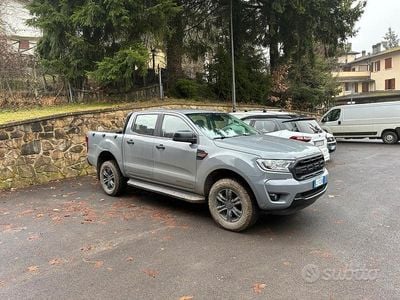 Usata Ford Ranger 170 CV (125 kW) 2022 Grigio Pick-up