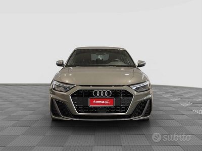 Usata Audi A1 Admired 115 CV (84 kW) 2019 Grigio SUV