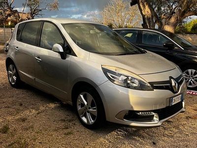 Usata Renault Scénic III 110 CV (80 kW) 2015 Grigio Monovolume