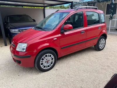 Usata Fiat Panda Dynamic 77 CV (56 kW) 2011 Rosso Utilitaria