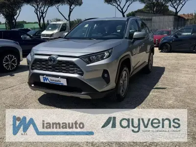 Usata Toyota RAV4 Hybrid Style 178 CV (130 kW) 2022 Grigio SUV