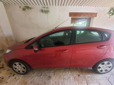 Usata Ford Fiesta 2009 Rosso Utilitaria