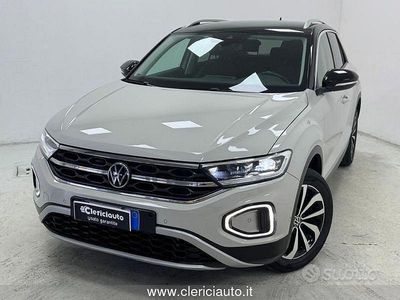 Usata VW T-Roc Style 110 CV (80 kW) 2022 Bianco SUV