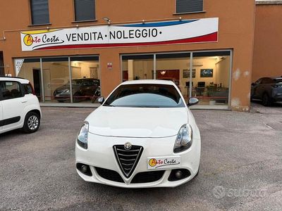 Usata Alfa Romeo Giulietta Sprint 150 CV (110 kW) 2015 Bianco Utilitaria
