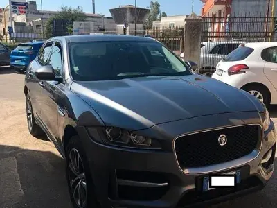 Usata Jaguar F-Pace R-Sport 241 CV (177 kW) 2017 Grigio SUV