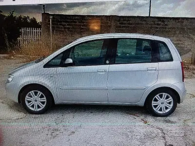 Usata Fiat Idea Dynamic 77 CV (56 kW) 2006 Grigio Monovolume