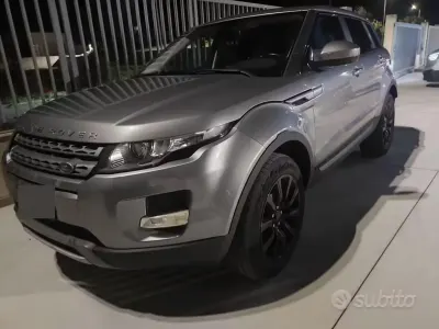 Usata Land Rover Range Rover evoque 150 CV (110 kW) 2014 Grigio SUV