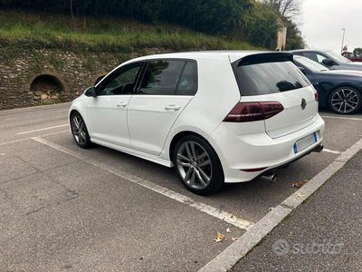 Usata VW Golf VII R-line 125 CV (91 kW) 2016 Bianco Berlina