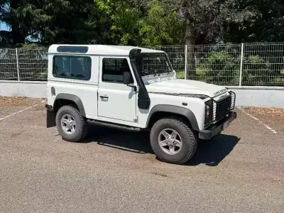 Usata Land Rover Defender 122 CV (89 kW) 2007 Bianco Station wagon