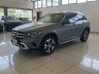 Usata Mercedes GLC300e Executive 320 CV (235 kW) 2021 Grigio