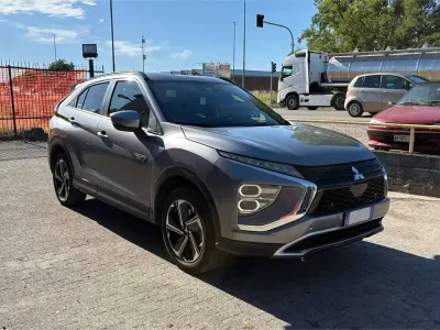 Usata Mitsubishi Eclipse Cross Instyle 98 CV (72 kW) 2023 Grigio SUV