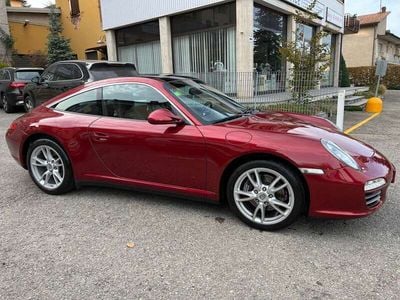 Usata Porsche 911 Carrera 4 345 CV (253 kW) 2010 Rubinrot Coupé