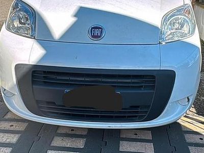 Usata Fiat Qubo Trekking 75 CV (55 kW) 2014 Bianco Monovolume