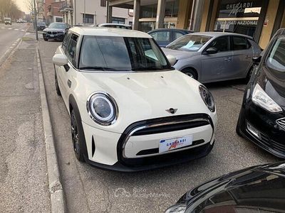 Usata Mini Cooper D Hype 136 CV (100 kW) 2021 Beige Utilitaria