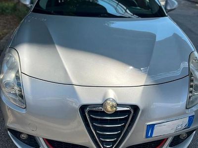 Usata Alfa Romeo Giulietta 140 CV (102 kW) 2011 Grigio Utilitaria
