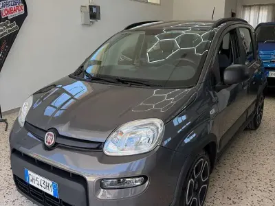 Usata Fiat Panda City Life 69 CV (50 kW) 2021 Grigio Utilitaria