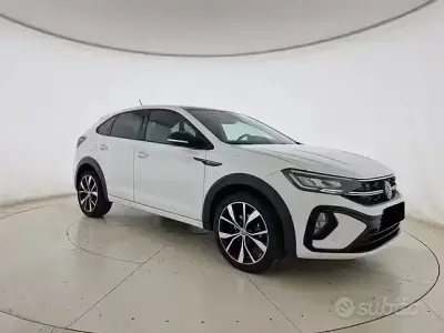Usata VW Taigo R-line 150 CV (110 kW) 2023 Pure white SUV