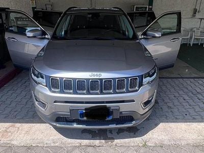 Usata Jeep Compass Limited 140 CV (102 kW) 2018 Grigio SUV