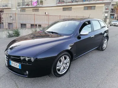 Usata Alfa Romeo 159 Distinctive 136 CV (100 kW) 2012 Nero Station wagon