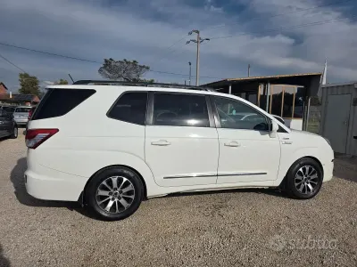 Occasion SsangYong Rodius 178 ch (130 kW) 2019 Blanc Monospace
