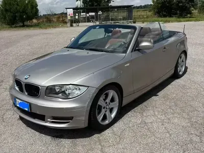 Usata BMW 120 Cabriolet 163 CV (119 kW) 2009 Grigio Cabrio