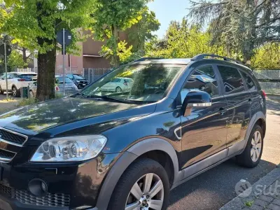 Usata Chevrolet Captiva 150 CV (110 kW) 2009 Nero SUV