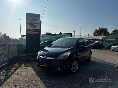 Usata Opel Meriva Cosmo 100 CV (73 kW) 2016 Grigio Monovolume