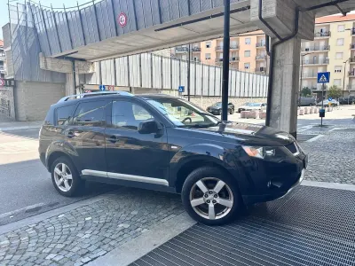 Usata Mitsubishi Outlander