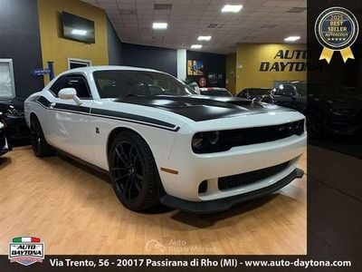 Usata Dodge Challenger 498 CV (366 kW) 2019 Bianco Coupé