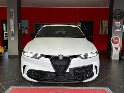 Usado Alfa Romeo Tonale Sprint 131 CV (96 kW) 2023 Blanco SUV