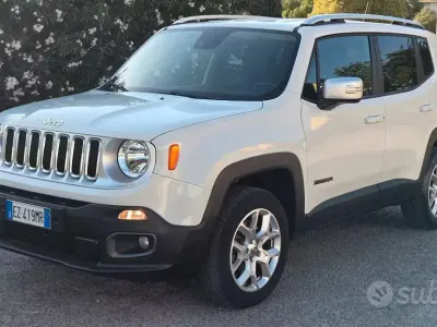Usata Jeep Renegade Limited 140 CV (102 kW) 2015 Bianco SUV