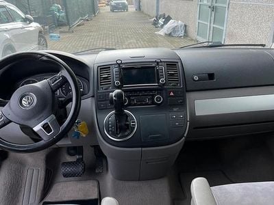 Usata VW T5 Highline 179 CV (131 kW) 2011 Grigio Furgone