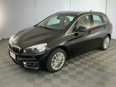 Usata BMW 218 Active Tourer Luxury Line 150 CV (110 kW) 2017 Nero Monovolume