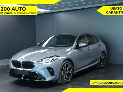 Gebraucht BMW 118 M Sport 150 PS (110 kW) 2025 Blau Kleinwagen