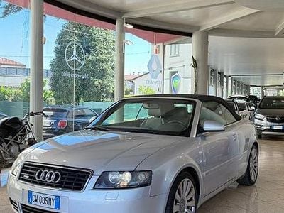 Usata Audi A4 Cabriolet 163 CV (119 kW) 2005 Argento Cabrio