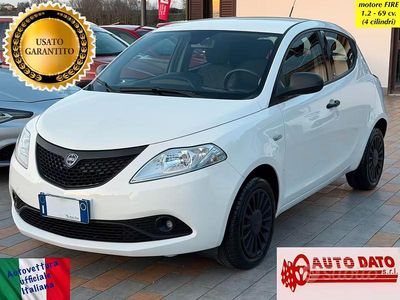 Usata Lancia Ypsilon 69 CV (50 kW) 2019 Bianco Utilitaria