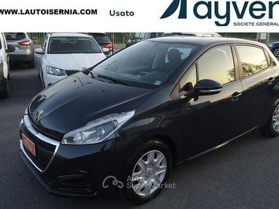 Usata Peugeot 208 Active 75 CV (55 kW) 2017 Gray Utilitaria