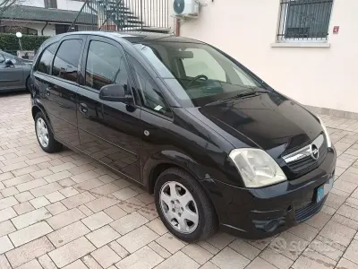 Brugt Opel Meriva Cosmo 125 HK (91 kW) 2008 Sort MPV