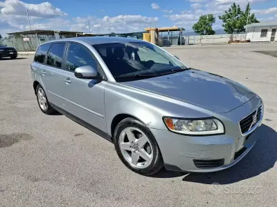 Usata Volvo V50 109 CV (80 kW) 2009 Grigio Station wagon