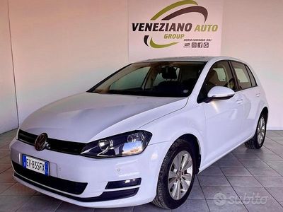 Usata VW Golf VII Comfortline 105 CV (77 kW) 2014 Bianco Berlina