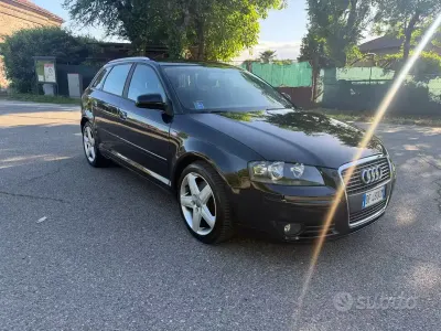 Usado Audi A3 Attraction 170 CV (125 kW) 2007 Negro Utilitario