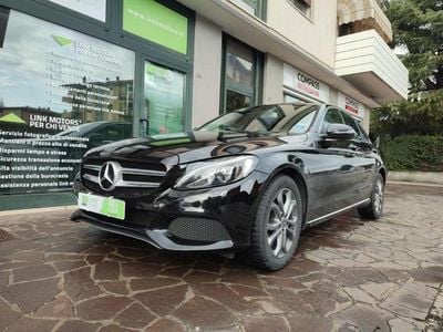 Usata Mercedes C220 Avantgarde 170 CV (125 kW) 2017 Nero Berlina