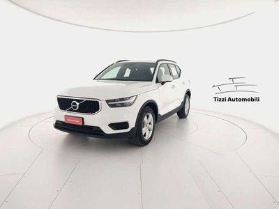 usata Volvo XC40 T2 Geartronic Momentum