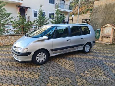 Usata Renault Espace 113 CV (83 kW) 1999 Grigio Monovolume