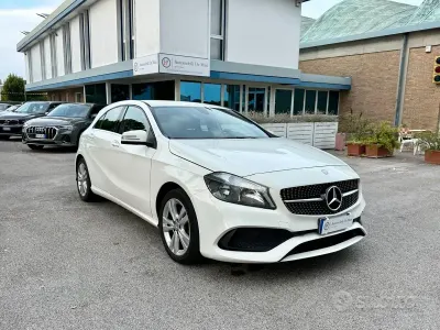 Usata Mercedes A180 109 CV (80 kW) 2016 Bianco Berlina