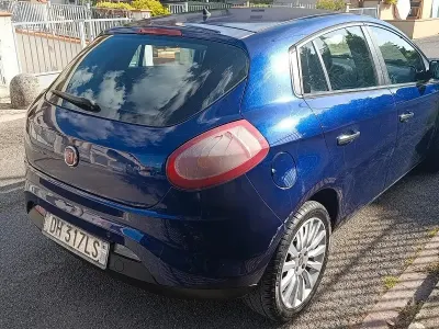 Usata Fiat Bravo 120 CV (88 kW) 2007 Bluazzurro Utilitaria