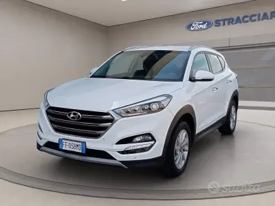 Usata Hyundai Tucson Comfort 132 CV (97 kW) 2016 Bianco pastello SUV