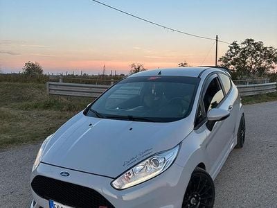 Begagnad Ford Fiesta ST200 230 HK (169 kW) 2016 Halvkombi